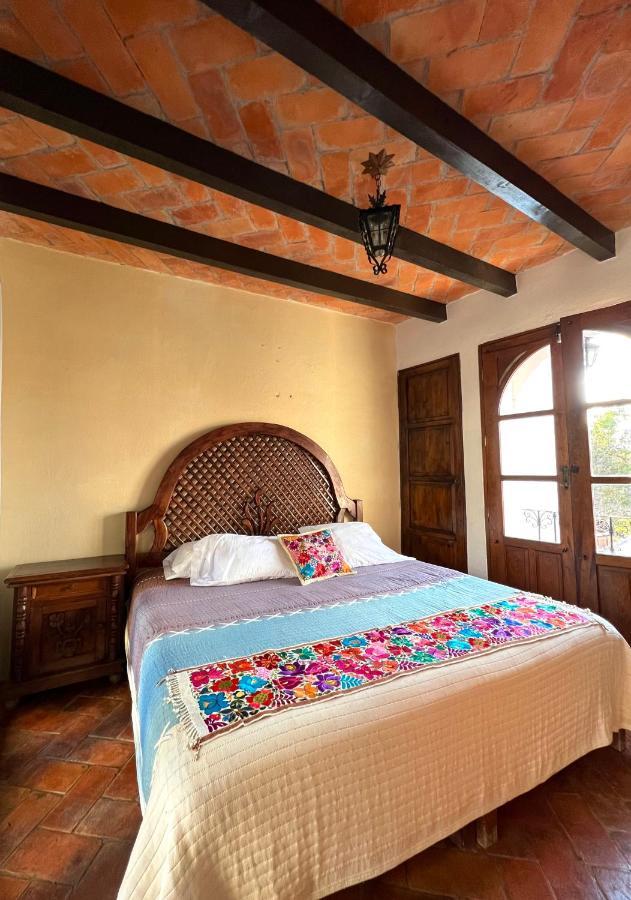 Antiguo Meson Bed & Breakfast *