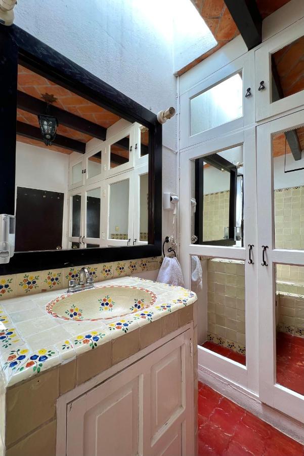 Antiguo Meson Bed & Breakfast *